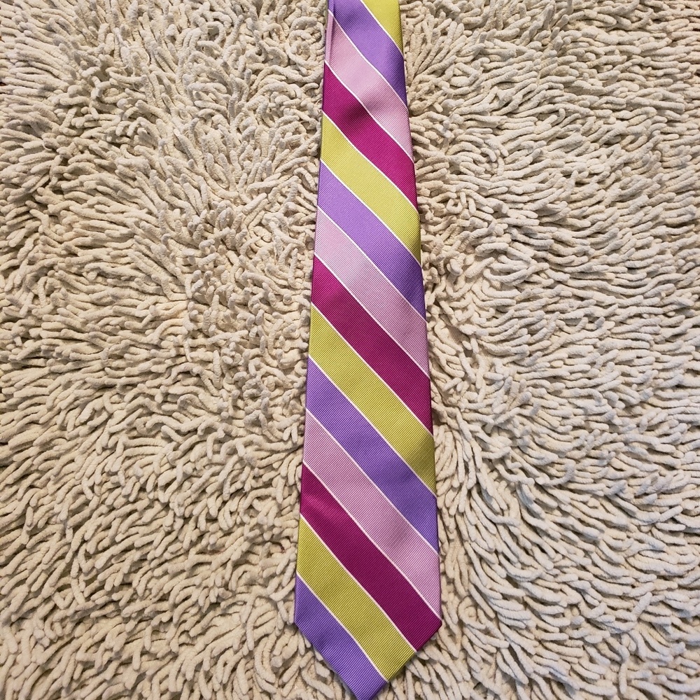 Vera Bradley tie